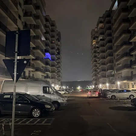 דירה Urban Canopy